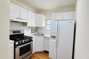 427 Humboldt St, New York City, NY 11211 - Photo 3