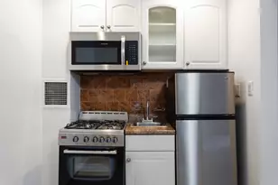 1420 York Ave, New York City, NY 10021 - Photo 7
