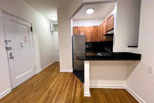 151 E 81st St, New York, NY 10028 - Photo 3