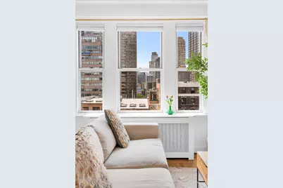 330 W 72nd Street #7D, New York City, NY 10023 - Photo 3