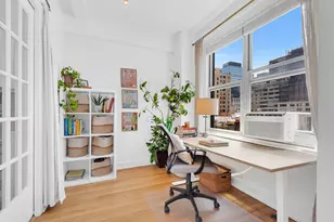 330 W 72nd St, New York City, NY 10023 - Photo 5