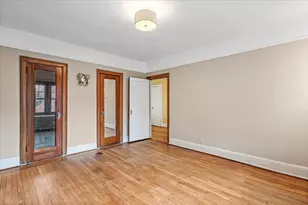 102-02 Ascan Ave, Forest Hills, NY 11375 - Photo 21