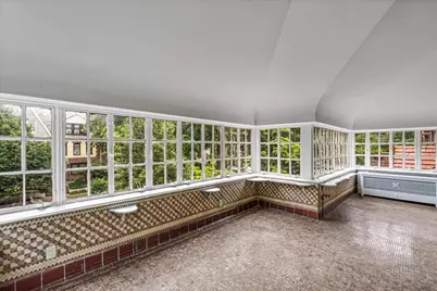 102-02 Ascan Avenue, Forest Hills, NY 11375 - Photo 17