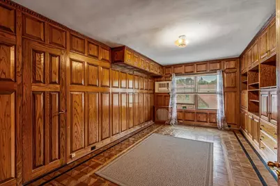 102-02 Ascan Avenue, Forest Hills, NY 11375 - Photo 25