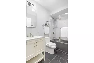153 Bay Ridge Pkwy, Brooklyn, NY 11209 - Photo 5