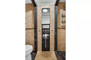 60 Greenwich Ave, New York City, NY 10011 - Photo 9