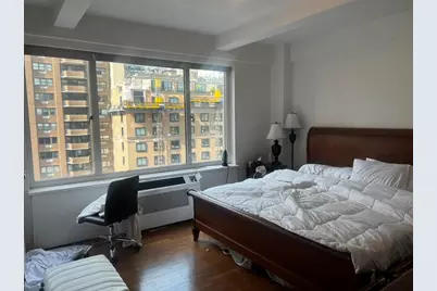 40 Central Park S #19D, New York City, NY 10019 - Photo 3