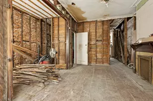 285 Winthrop St, New York City, NY 11225 - Photo 15