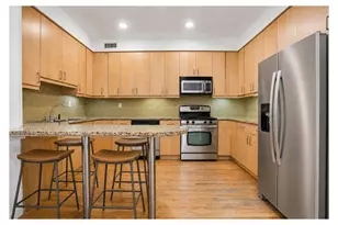 296 E 2nd St, New York City, NY 10009 - Photo 3