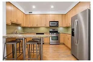 296 E 2nd St, New York City, NY 10009 - Photo 9