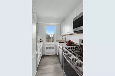 178 E 80th Street #24E, New York City, NY 10075 - Photo 3