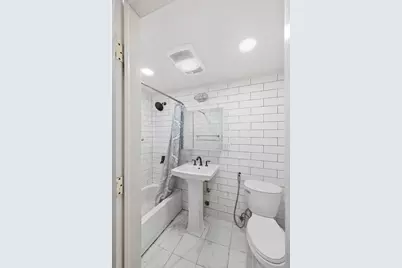 200 E 7th Street, Brooklyn, NY 11218 - Photo 23