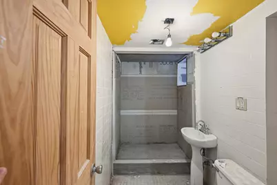 200 E 7th Street, Brooklyn, NY 11218 - Photo 33