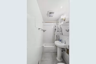 200 E 7th Street, Brooklyn, NY 11218 - Photo 17