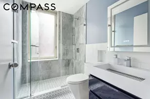 145 E 48th St, New York City, NY 10017 - Photo 5