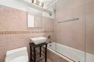 211 Thompson St, New York City, NY 10012 - Photo 7