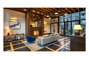 275 W 10th St, New York City, NY 10014 - Photo 15
