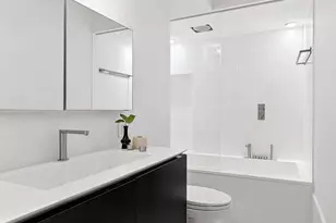 110 E 71st St, New York City, NY 10021 - Photo 15