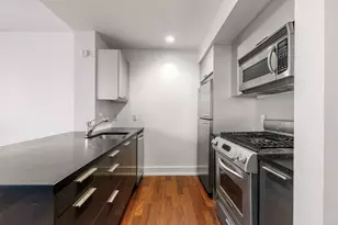 350 W 42nd St, New York, NY 10036 - Photo 3