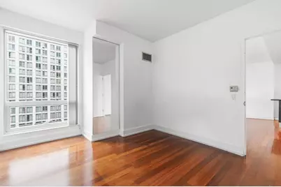 350 W 42nd Street #10M, New York, NY 10036 - Photo 5