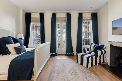 239 E 48th Street, New York City, NY 10017 - Photo 9