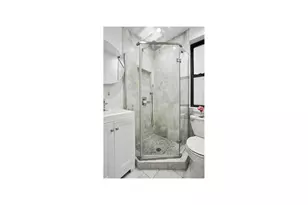 195 S 4th St, New York City, NY 11211 - Photo 7
