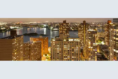 300 E 93rd Street #39E, New York City, NY 10128 - Photo 3