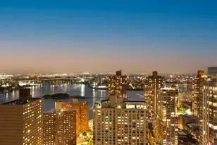 300 E 93rd St, New York City, NY 10128 - Photo 3