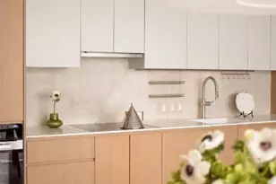 428 W 19th St, New York City, NY 10011 - Photo 3