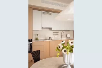 428 W 19th Street #3D, New York City, NY 10011 - Photo 3