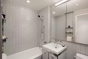 252 South St, New York, NY 10002 - Photo 13