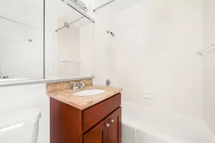 347 W 57th St, New York City, NY 10019 - Photo 5