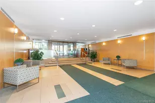 110-20 71st Rd, New York City, NY 11426 - Photo 17
