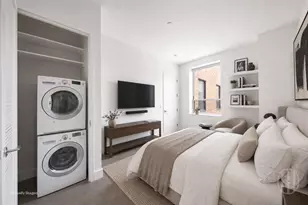 416 W 52nd St, New York City, NY 10019 - Photo 3