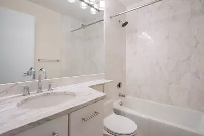2373 Broadway #407, New York City, NY 10024 - Photo 7