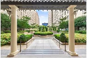 350 W 57th St, New York, NY 10019 - Photo 5