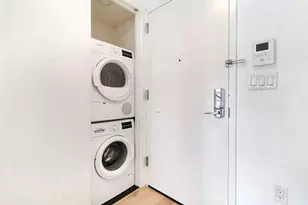 15 E 19th St, New York City, NY 11226 - Photo 9