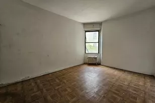 21-15 33rd St, Astoria, NY 11105 - Photo 1