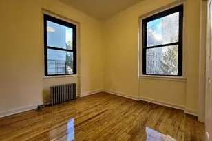 21-27 33rd St, Astoria, NY 11105 - Photo 3