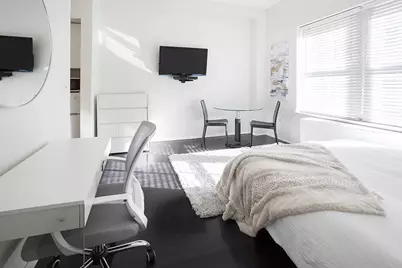 150 W 51st Street #2032, New York City, NY 10019 - Photo 3