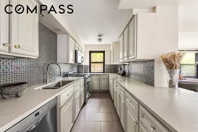 208 E Broadway #J106, New York City, NY 10002 - Photo 3