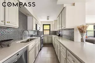 208 E Broadway, New York City, NY 10002 - Photo 3