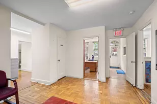 325 E 79th St, New York, NY 10075 - Photo 5