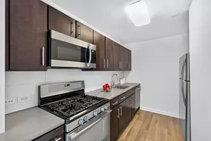 535 W 52nd St, New York, NY 10019 - Photo 5