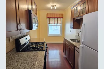 2081 Cruger Avenue #2G, New York City, NY 10462 - Photo 1
