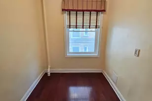 2081 Cruger Ave, New York City, NY 10462 - Photo 3