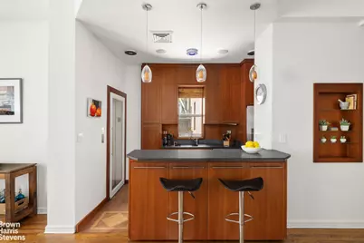 176 Broadway #12E, New York, NY 10038 - Photo 3