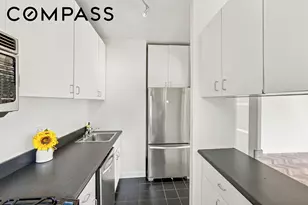 360 E 88th St, New York City, NY 10128 - Photo 7