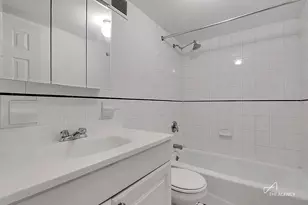 242 W 21st St, New York, NY 10011 - Photo 5