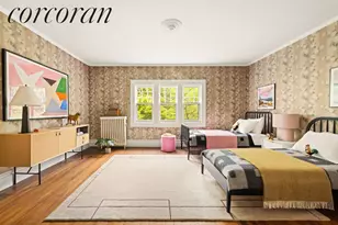 674 E 24th St, New York City, NY 11210 - Photo 11